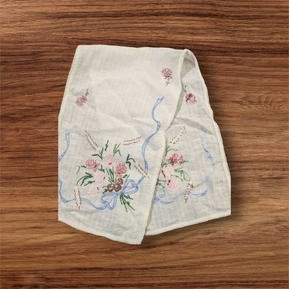 Handmade Floral‎ Embroidered Linen dresser  scarf doily  runner Farmhouse
